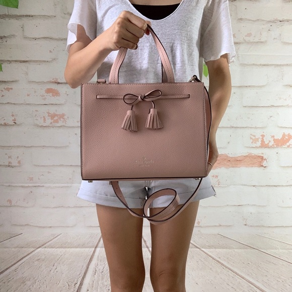 kate spade Handbags - ❗️SALE Kate Spade Hayes Small Satchel